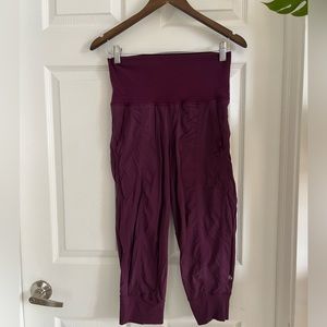 Lululemon, Dance Pants capris, size 6